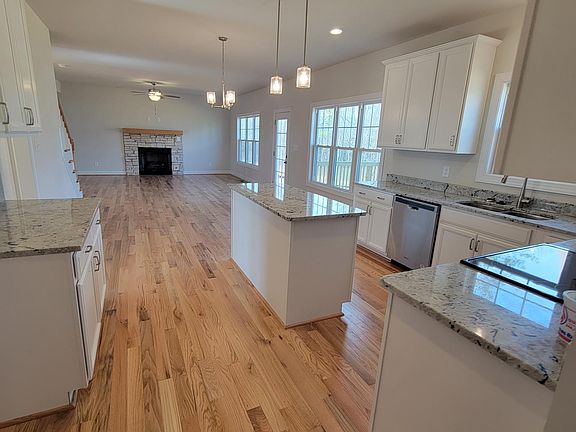 5th image of 1045 Lochwood Hill Dr