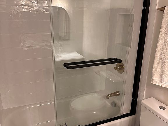 5th image of 8340 Greensboro Dr APT 316