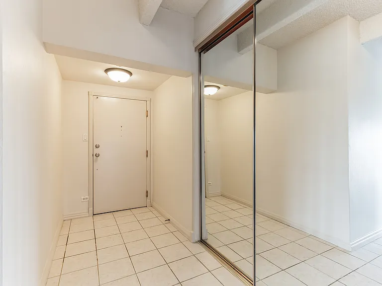 130 N Pearl St #703 — Photo 12