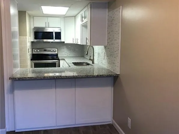 469 Northridge Crossing Dr, Sandy Springs, GA 30350