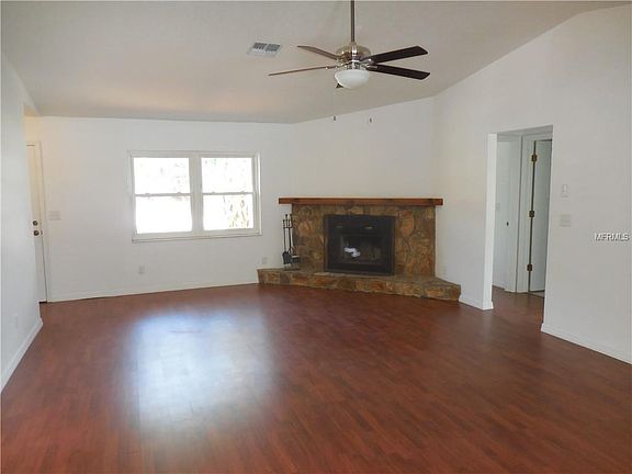 2nd image of 1225 Saint Andrews Dr