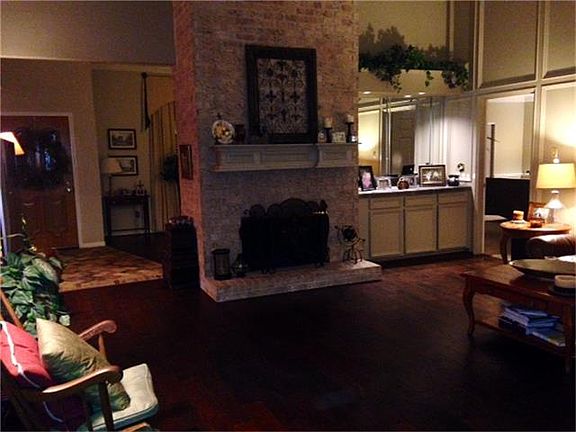 5th image of 3822 Fawn Creek Dr