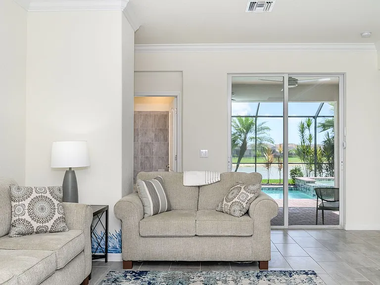 15145 Spanish Point Dr — Photo 20