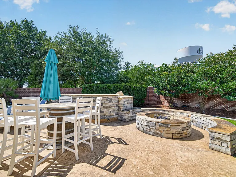 2072 Laurie Darlin Dr — Photo 29