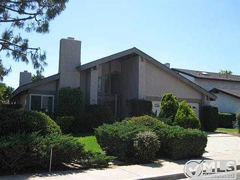 2nd image of 74 Vista Way