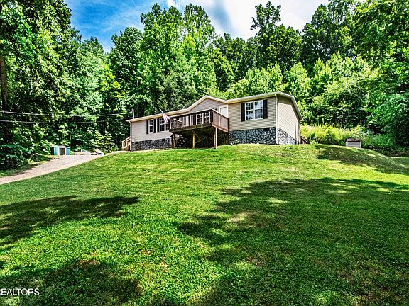 4th image of 7880 Hickory Nut Way