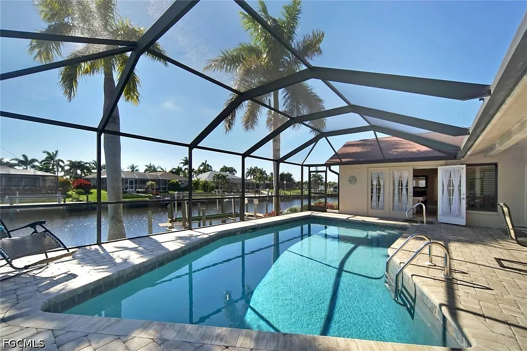 3 bed, 2.0 bath, 2257 sqft, $5,720 — Photo 2