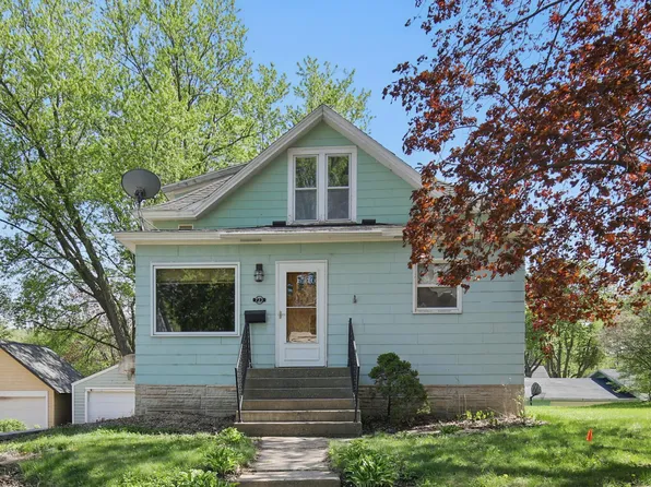 733 1st St SW, Faribault, MN 55021