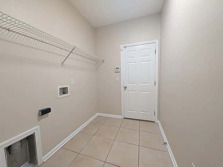 5190 Johnson Lake Ct — Photo 20