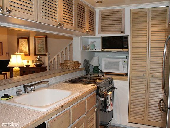 Verandah - Old Town - kitchen