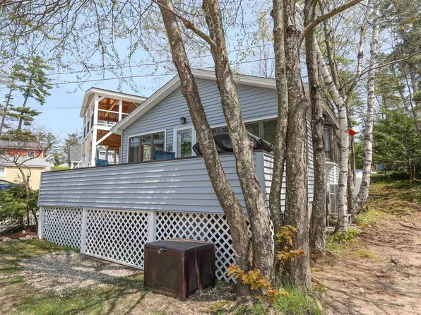 2 Horseshoe Court, Gilford, NH 03249
