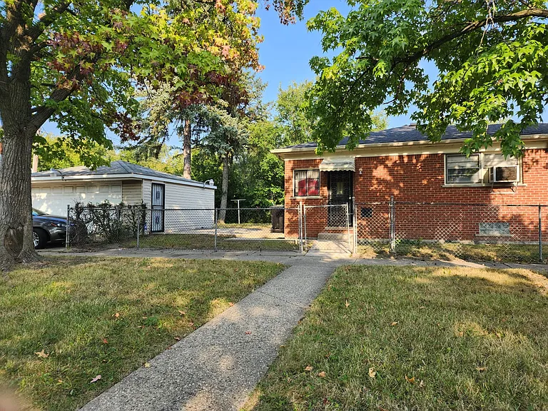 18940 Tireman St — Photo 2