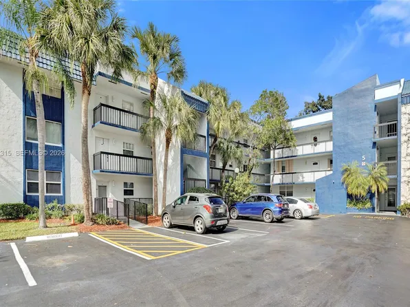 3180 Holiday Springs Blvd #5-109, Margate, FL 33063