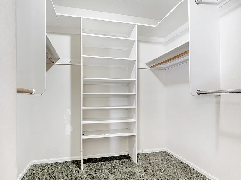 1820 E Jasmine Cir — Photo 19