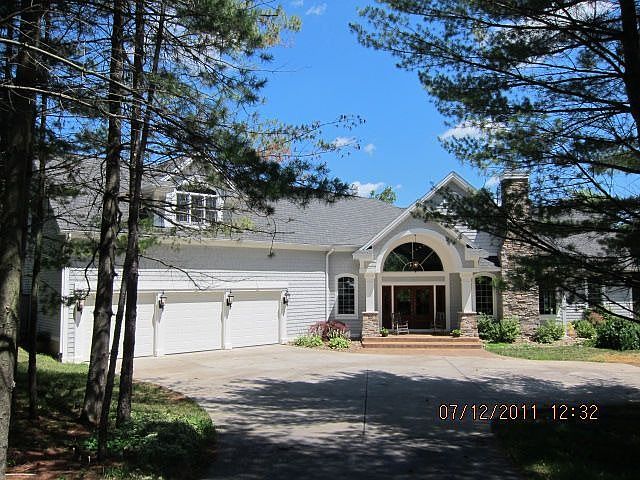 1st image of 10239 Stonehill Ln