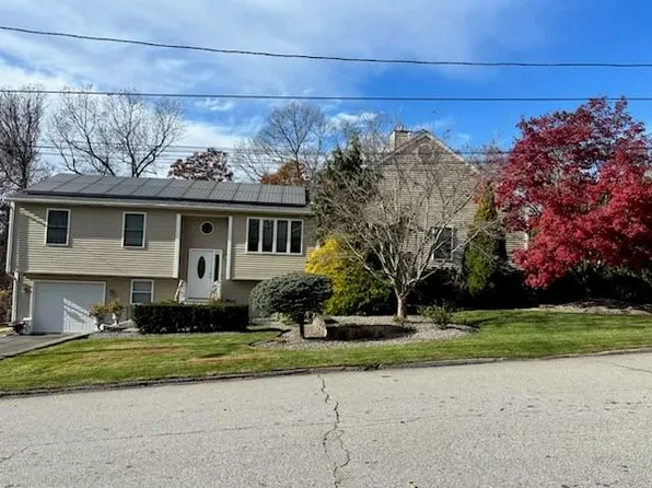 61 Wilson Ave, Johnston, RI 02919