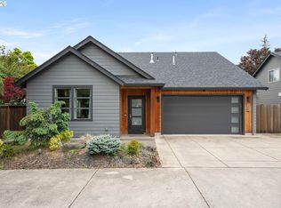 2845 Harlow Rd, Eugene, OR 97401