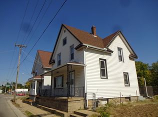 807 Kilburn Ave, Rockford, IL 61101