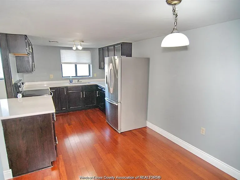 380 Pelissier St #904 — Photo 21