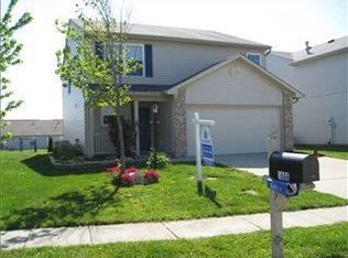 1671 Farm Meadow Dr, Greenwood, IN 46143