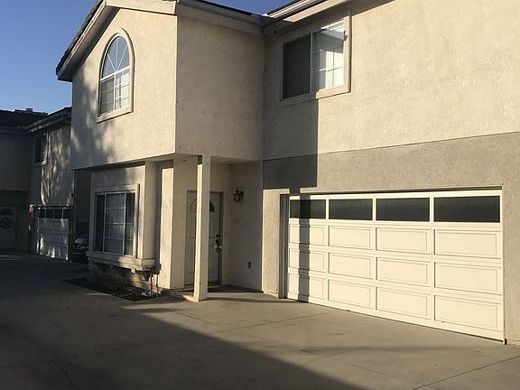 2nd image of 8727 Ramona St