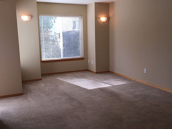 5th image of 1309C N 145th St #C