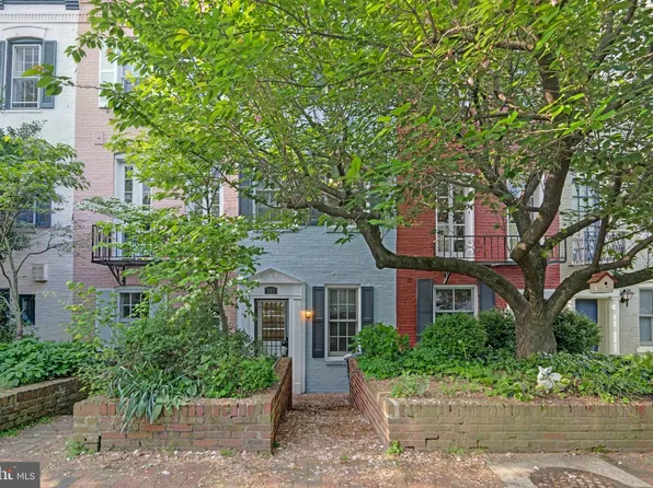 711 A St NE, Washington, DC 20002