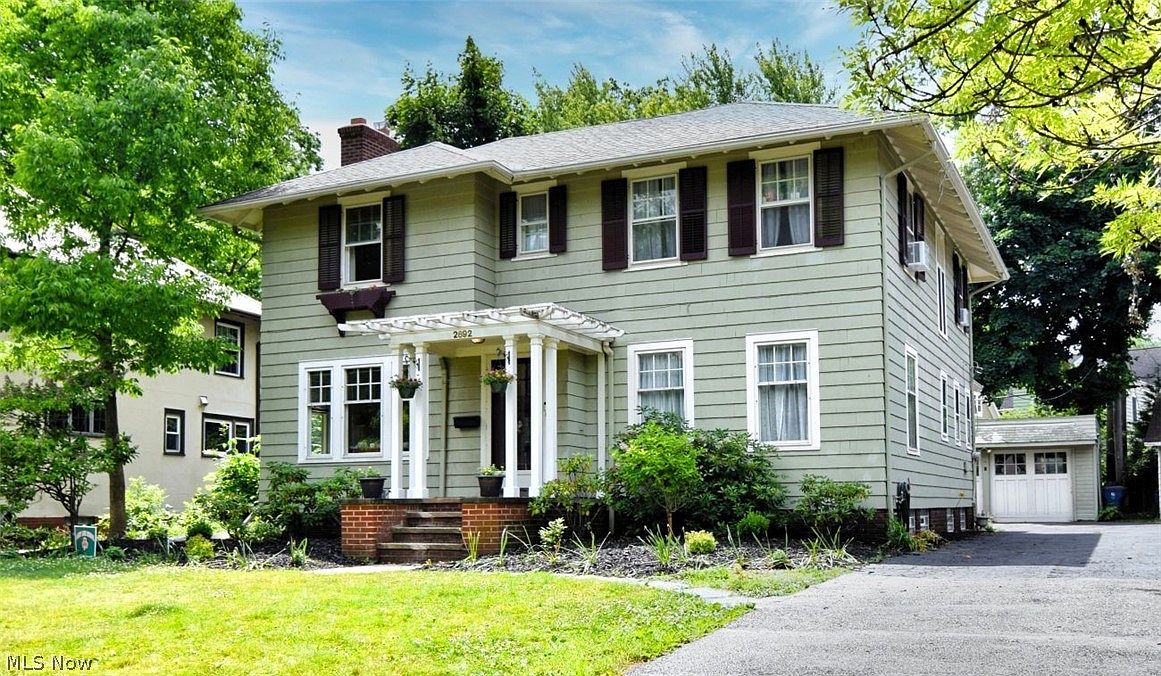 Private 『J』 2692 W Saint James Pkwy, Cleveland Heights, OH 44106 | MLS