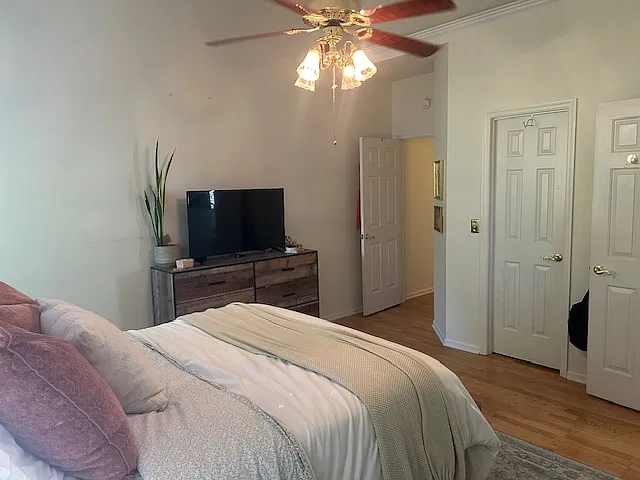 135 Revolution Dr — Photo 13