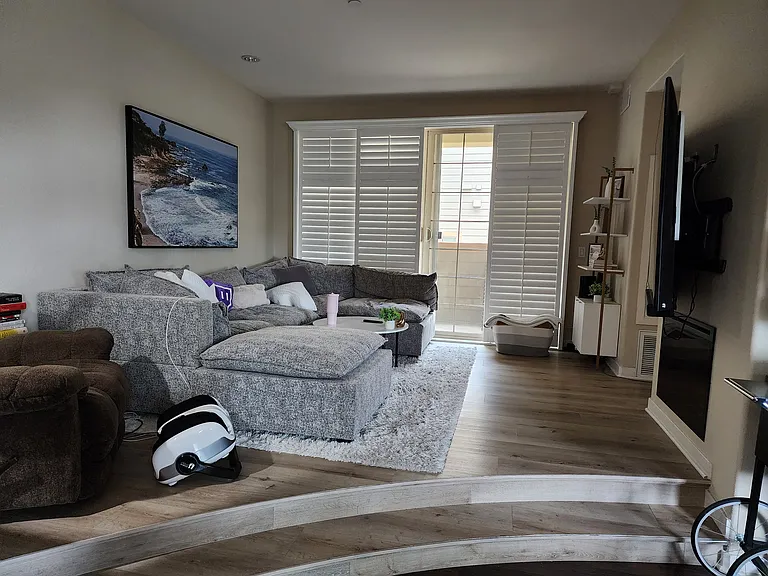 1056 Pearl St #7 — Photo 14