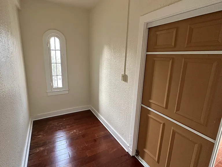 504 S Rampart Blvd #20 — Photo 5