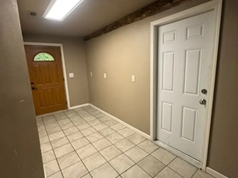 3820 Hardluck Dr — Photo 6