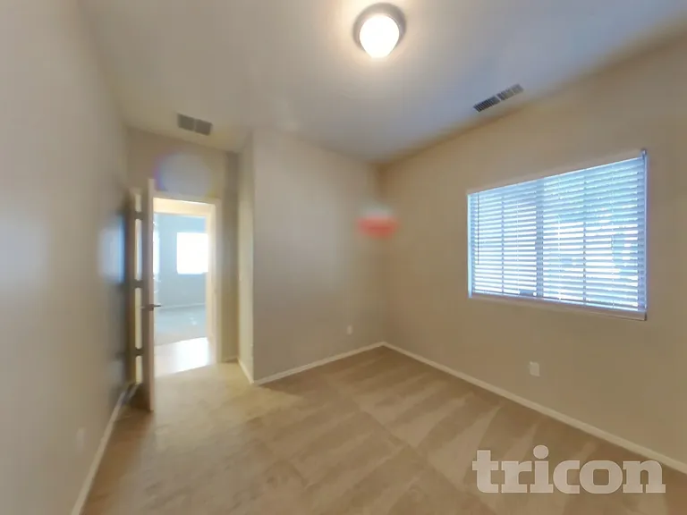 374 E Yellow Wood Ave — Photo 10
