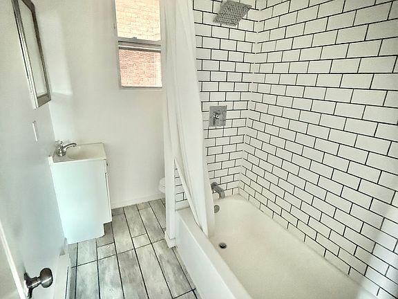 5th image of 73 Saratoga Ave APT 2R