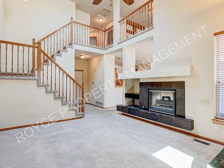 9814 Grove St #C — Photo 4
