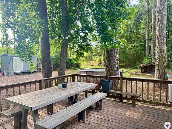 3rd image of 841 County Road 4453