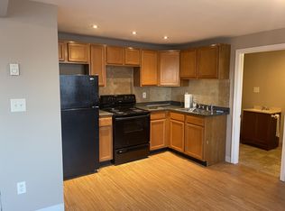 285 Concord St #10702401, Manchester, NH 03104