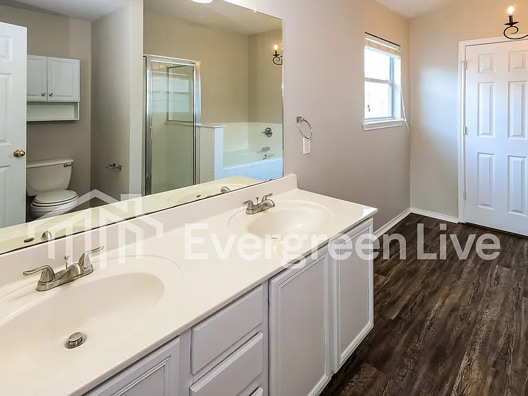 211 Roswell Cyn — Photo 10