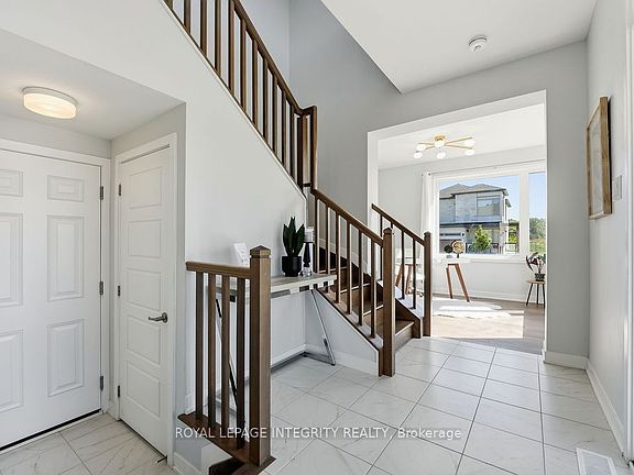 5th image of 660 Fenwick Way
