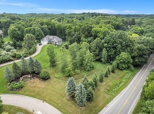 7620 Anchorage Dr SE, Caledonia, MI 49316