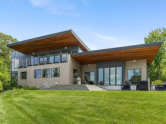2nd image of 85 Forbes Rd