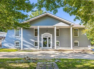 2017 N Lazy Branch Rd, Independence, MO 64058