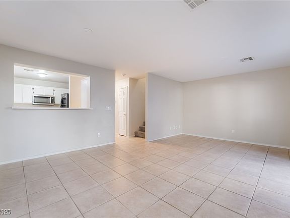 5th image of 66 Belle Soleil Ave