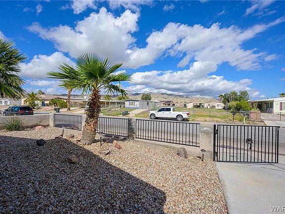3rd image of 576 Palo Verde Dr