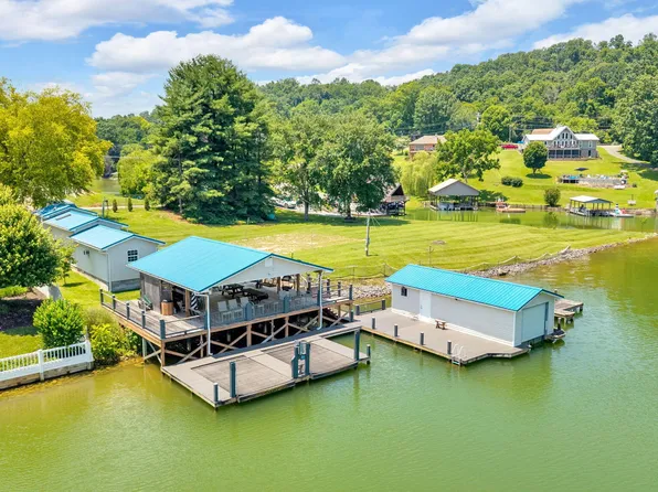 320 Crouch Rd, Johnson City, TN 37615