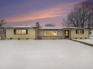 305 E 3rd St, Lawton, MI 49065