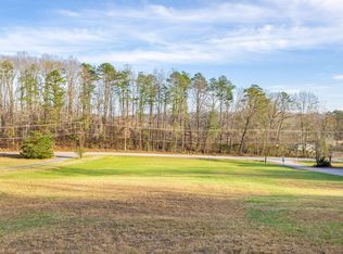 4363 University Dr, Ooltewah, TN 37363