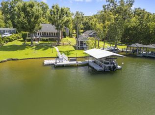 115 Baywood Cir, Ninety Six, SC 29666