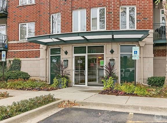 It is in a convenient location near to schools, parks, shops and transportation.