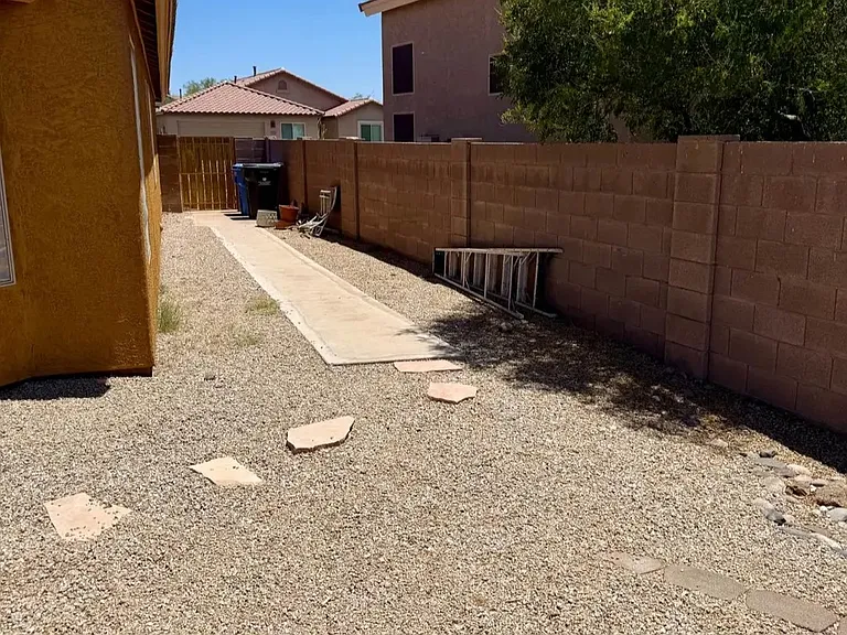 211 New Mexico Dr — Photo 25
